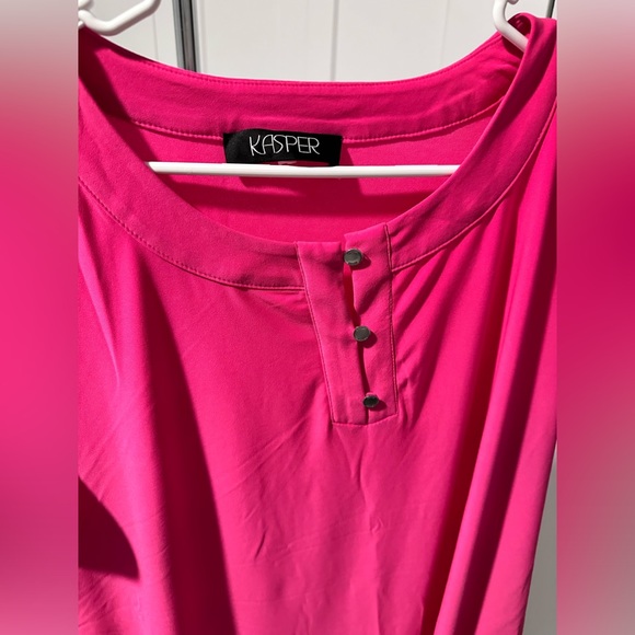 5 Women's Summer Tops and Blouses in XL. Old Navy, art9 (c18) - Picture 3 of 11